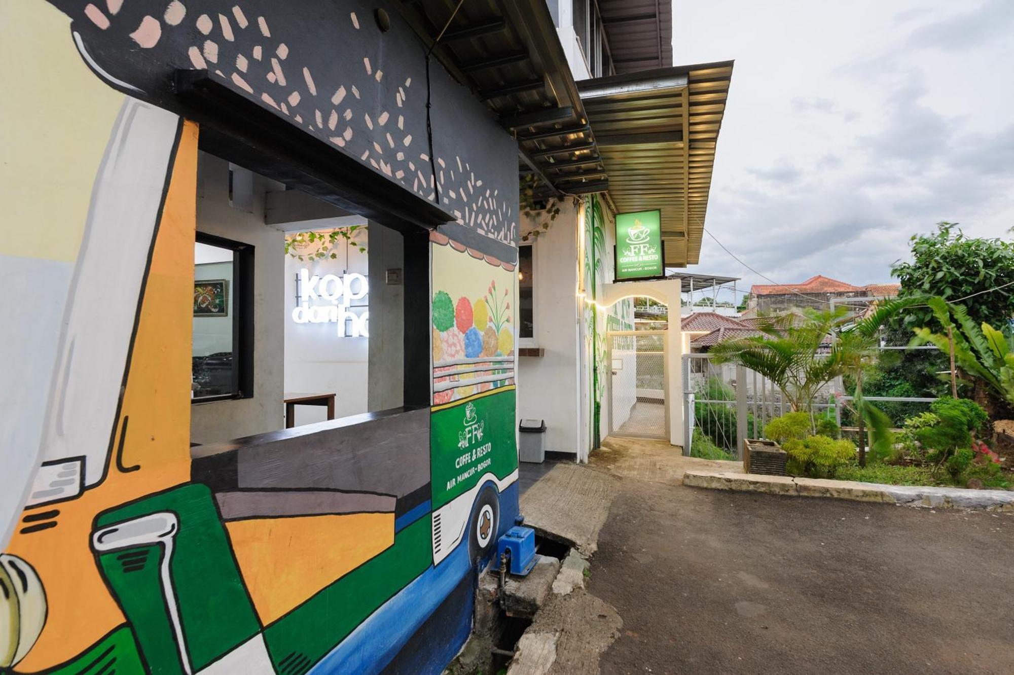 Reddoorz Syariah Near Taman Air Mancur Bogor Hotel Exterior foto